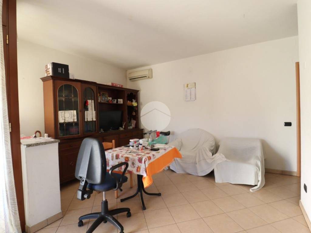 Appartamento a Mantova in Viale marche, 14 - Foto 4