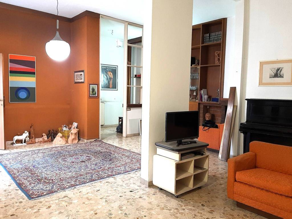 Appartamento a Cascina in Piazza dei Caduti per la Libertà - Foto 4