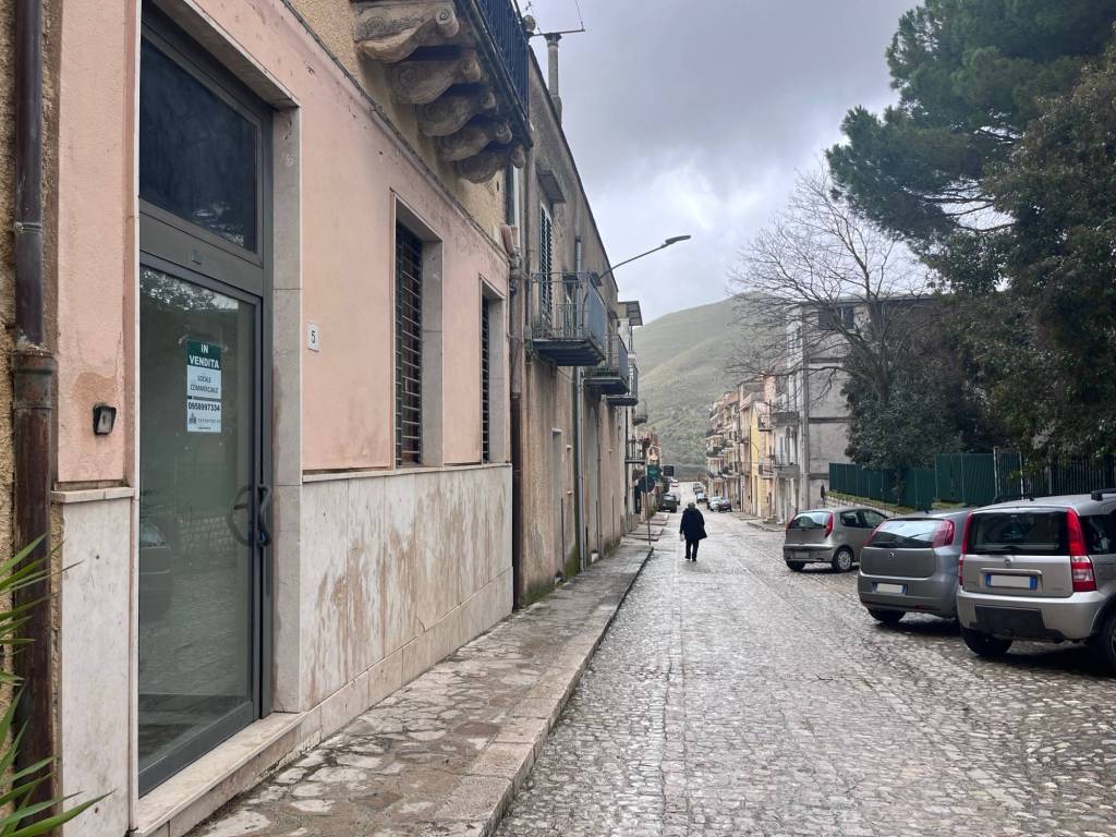 Immobile a Palazzo adriano in Via Armando Diaz, 5 - Foto 2