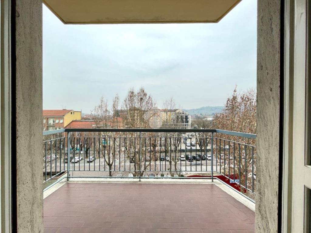 Appartamento a Canelli in Piazza Alessandro Zoppa, 6 - Foto 3