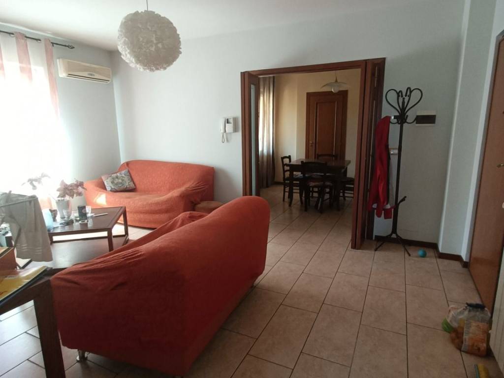 Appartamento a Giarre in Piazza Ungheria, 14 - Foto 4