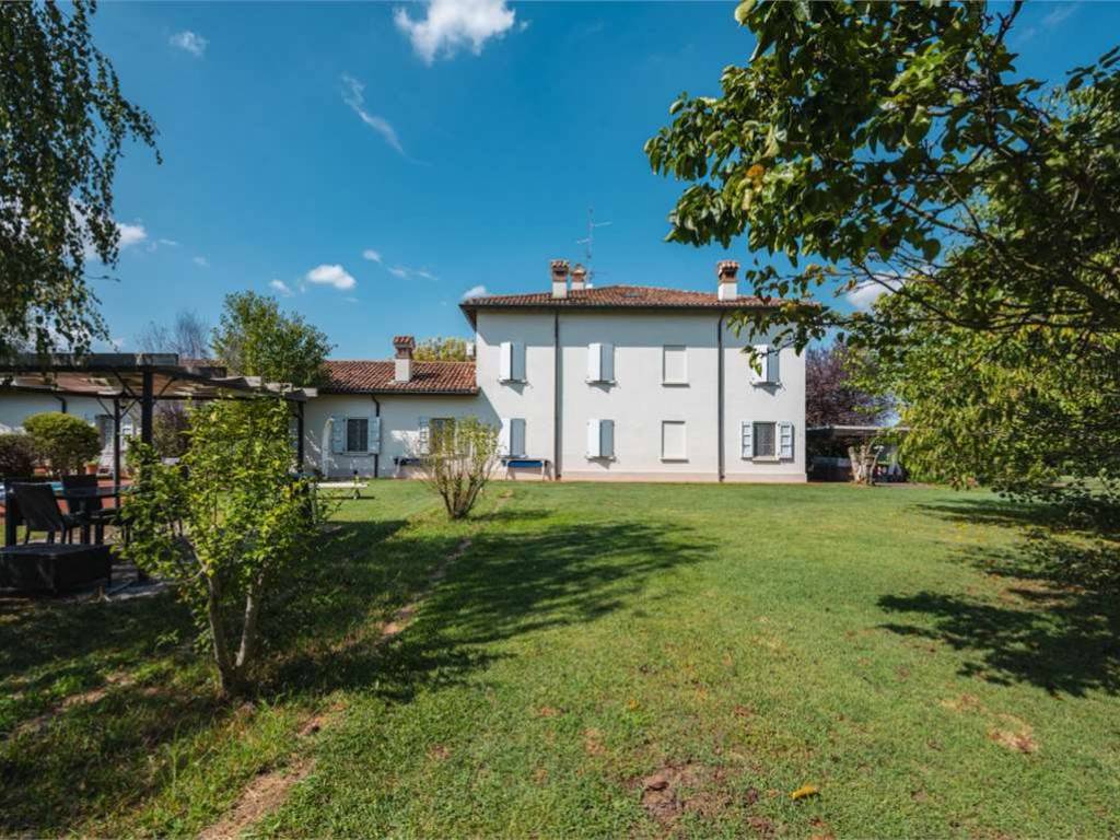 Villa a Carpi in VIA SAN GIACOMO, 47 - Foto 3