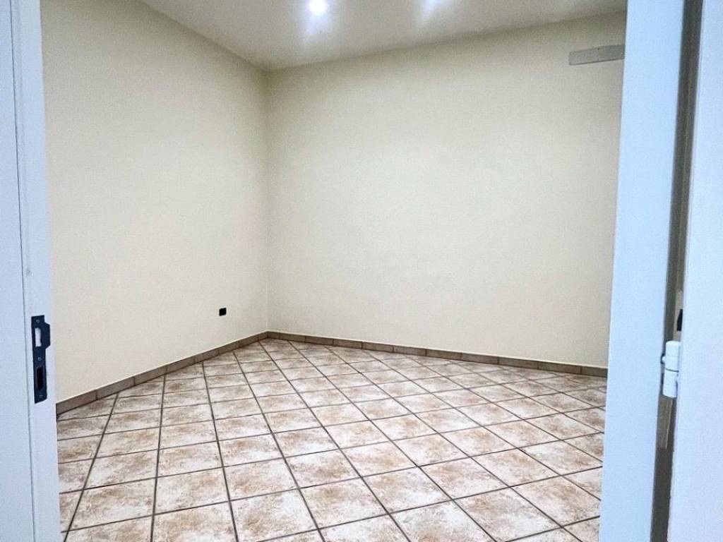 Appartamento a Maddaloni in Via Francesco Mercorio, 40 - Foto 4