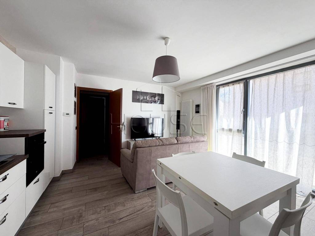 Appartamento a Città di castello in Via Oderisi da Gubbio, Zoccolanti, Città di Castello, Perugia, Umbria, 06012, Italia - Foto 3