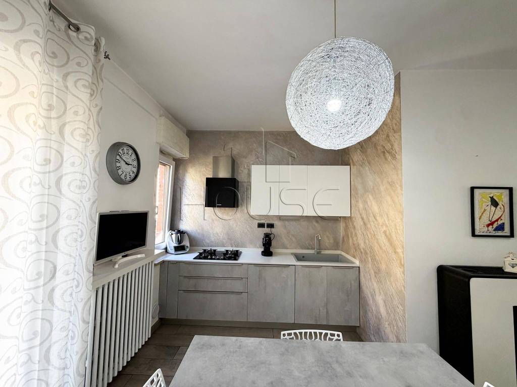 Appartamento a Città di castello in Via Oderisi da Gubbio, Zoccolanti, Città di Castello, Perugia, Umbria, 06012, Italia - Foto 4