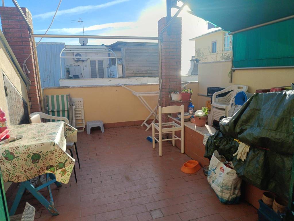 Attico / mansarda a Ladispoli in Via del Lavatore - Foto 5