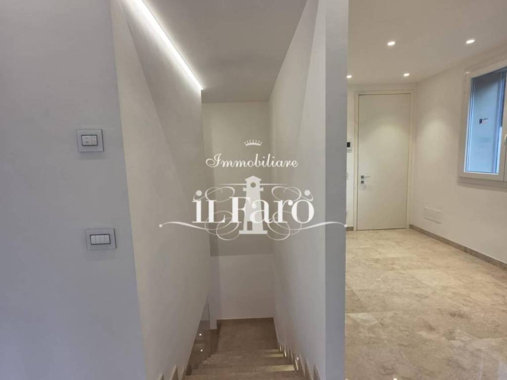 Appartamento a Viareggio in Viale Michelangelo Buonarroti, - Foto 5