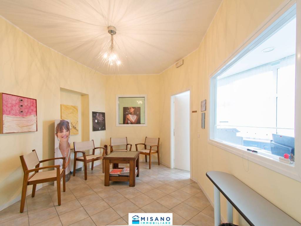 Immobile a Misano adriatico in Viale dell'Industria - Foto 3