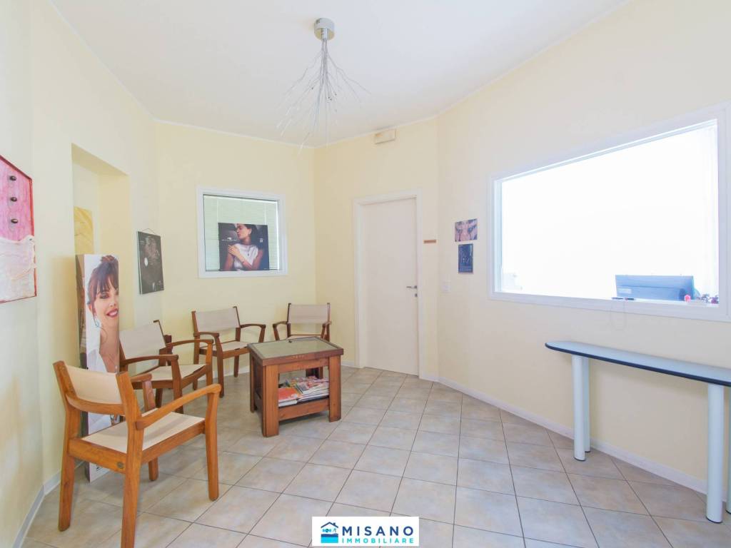 Immobile a Misano adriatico in Viale dell'Industria - Foto 5