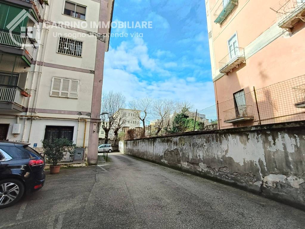 Box / garage a Portici in Via Vittorio Emanuele, 7 - Foto 4