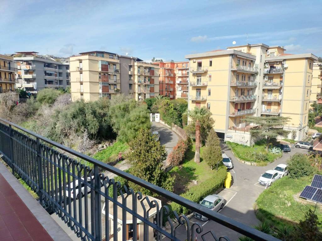 Appartamento a San gregorio di catania in via Sgroppillo - Foto 2