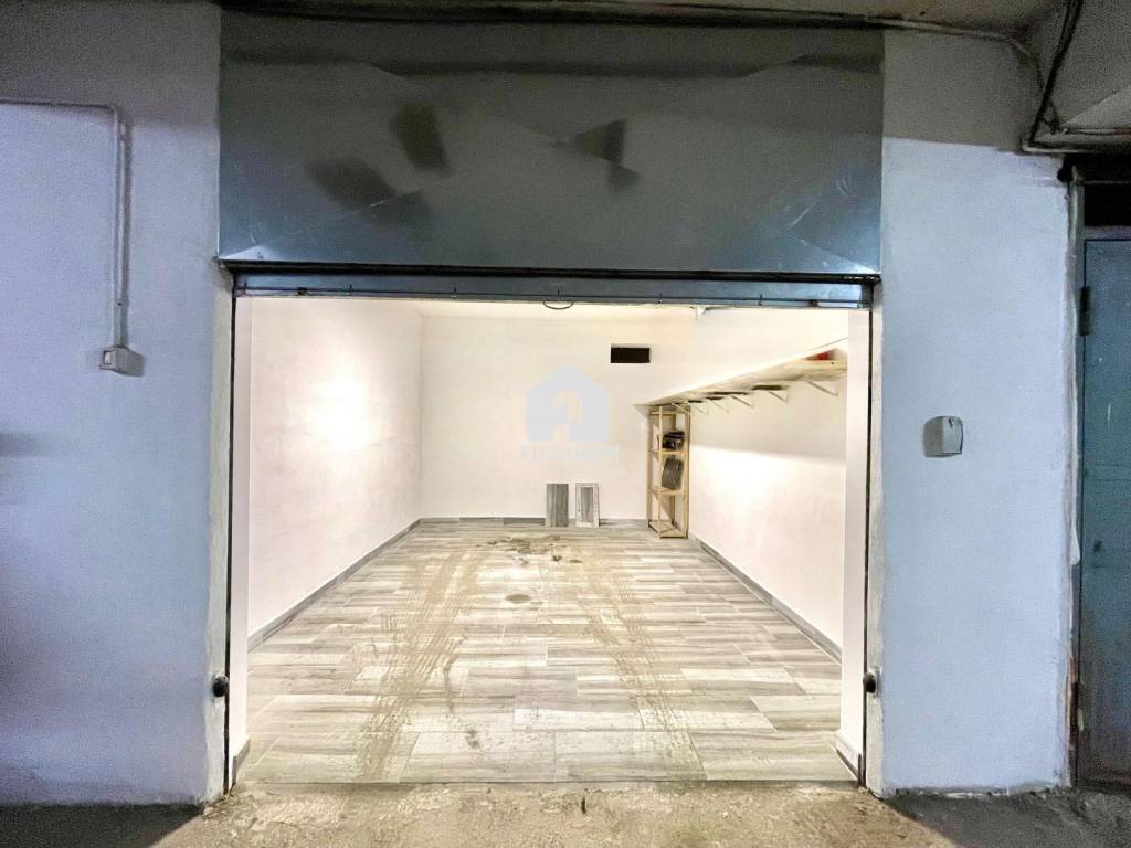 Box / garage a Portici in Viale Camaggio Traversa 2 - Foto 4
