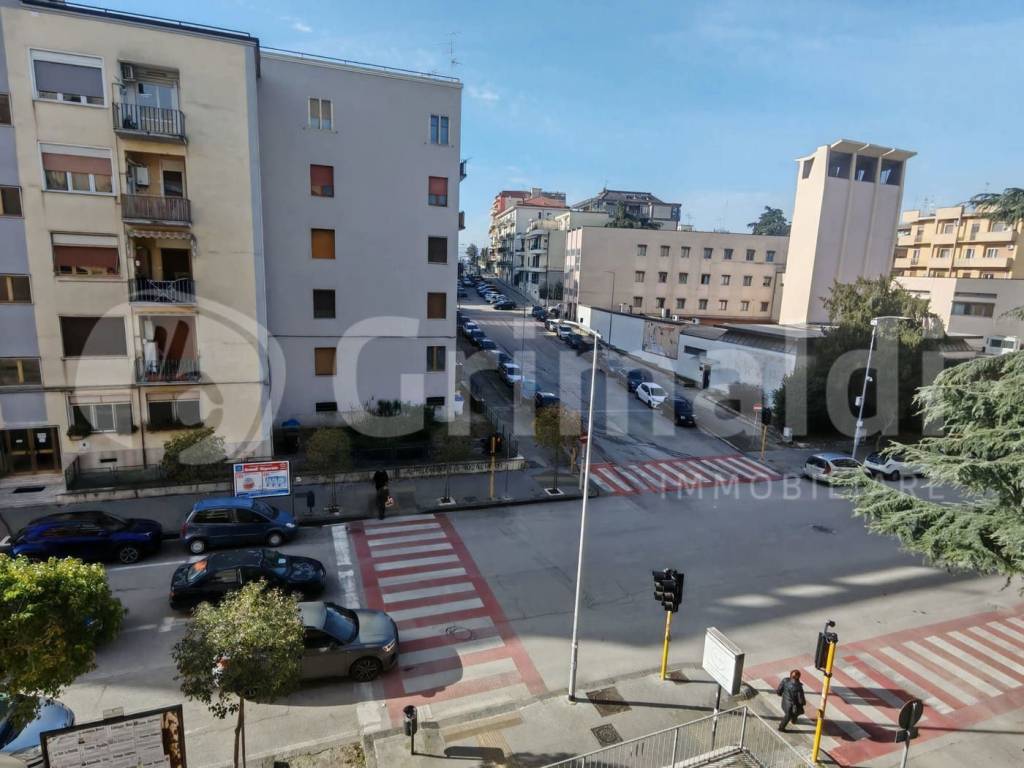 Appartamento a Benevento in Viale A. Mellusi - Foto 2