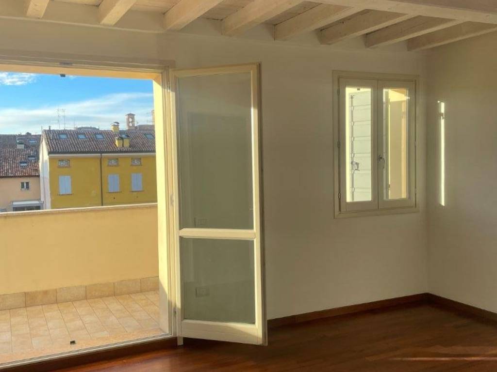Appartamento a Carpi in Piazza dei Martiri, 42 - Foto 4