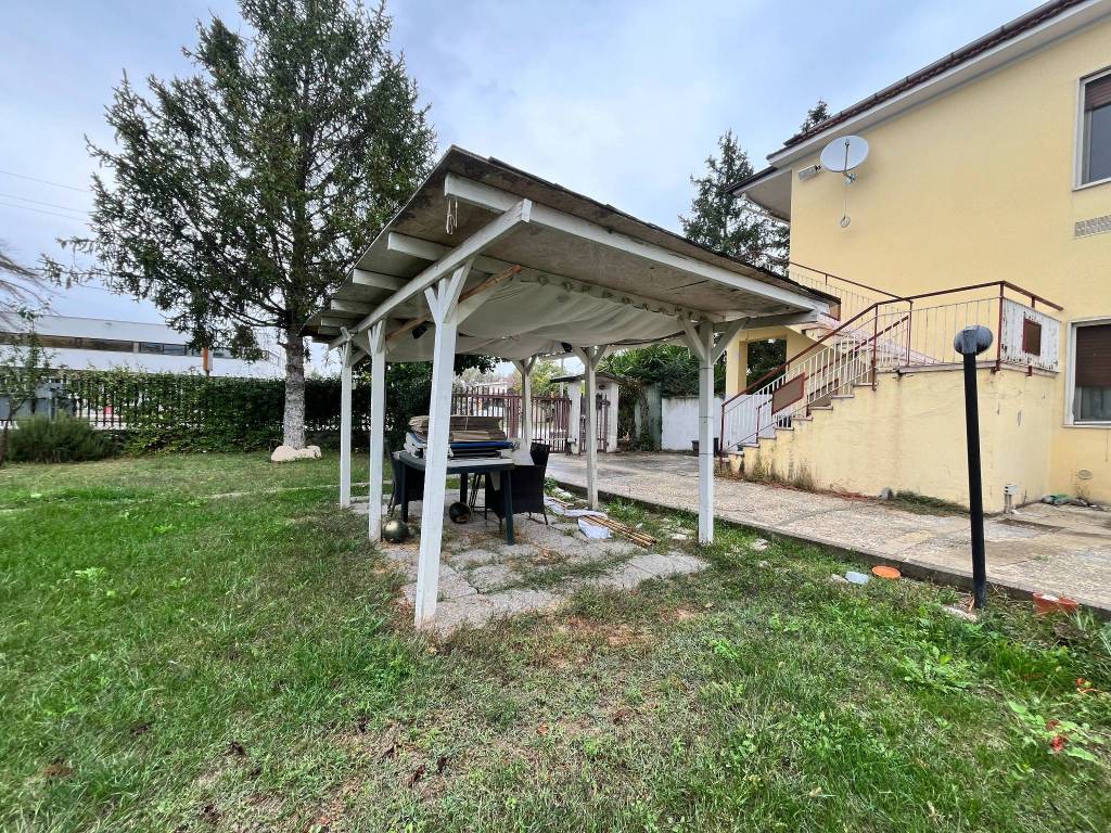 Villa a San giovanni teatino in Via Aterno, 84 - Foto 2
