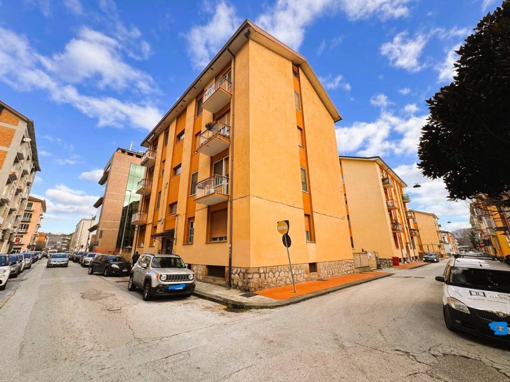 Appartamento a Avellino in via trieste e trento, 3 - Foto 2