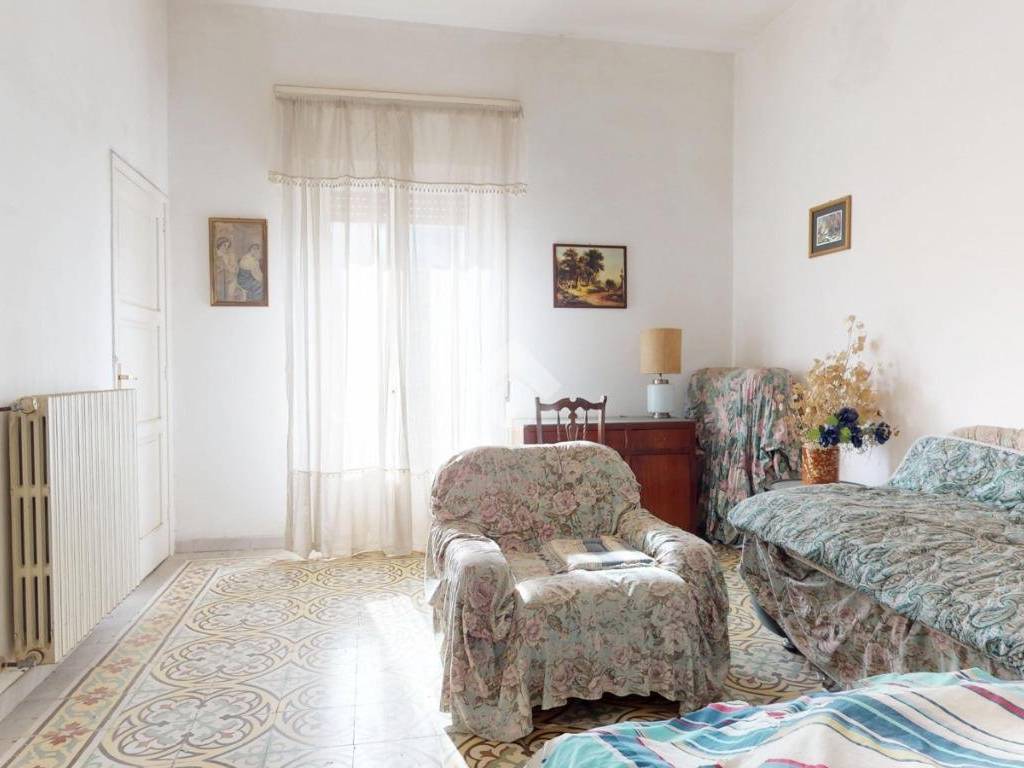 Casa indipendente a Francavilla fontana in Via G. D'Annunzio - Foto 2