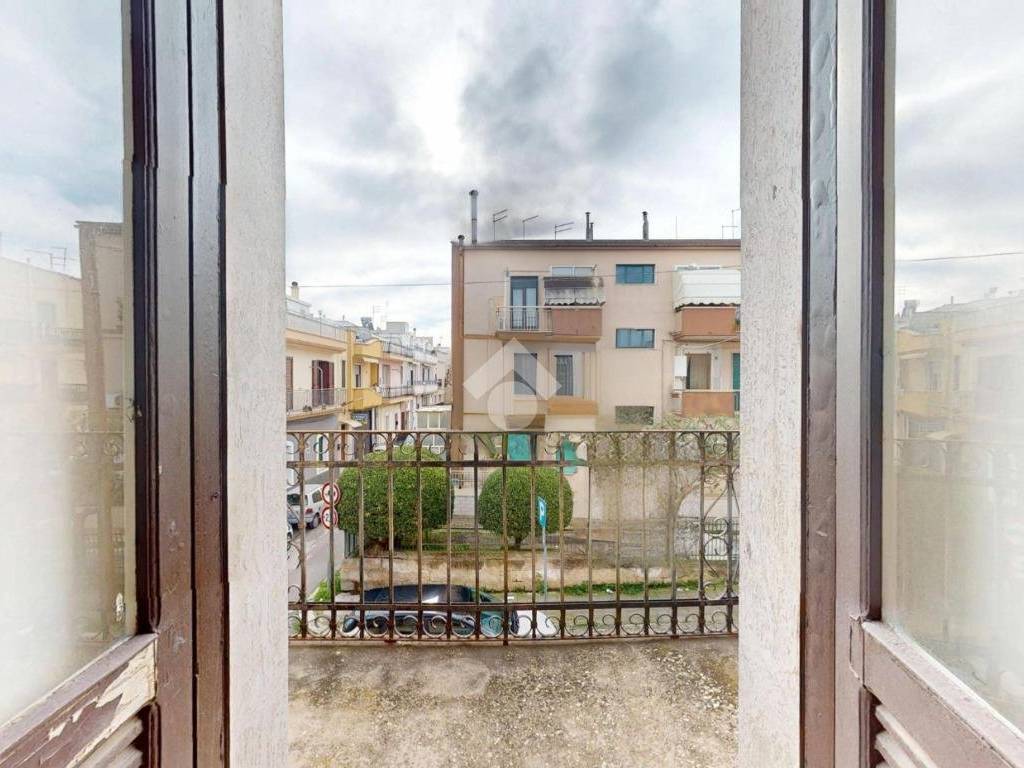 Casa indipendente a Francavilla fontana in Via G. D'Annunzio - Foto 3