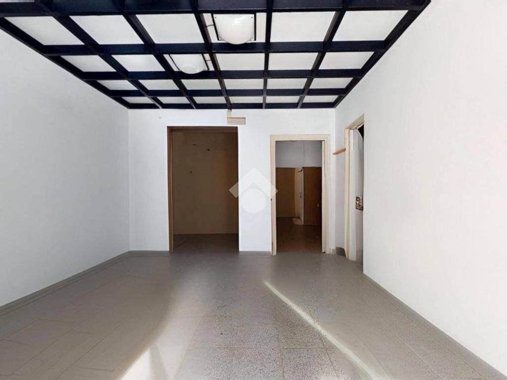 Casa indipendente a Francavilla fontana in Via G. D'Annunzio - Foto 4