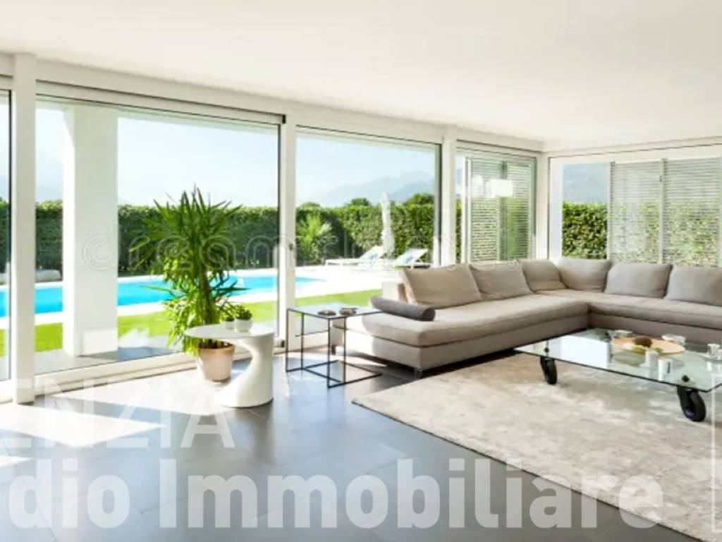 Villa a Castiglione delle stiviere in Via Lonato - Foto 5