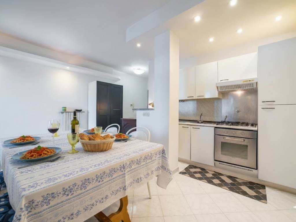 Appartamento a Imperia in Via Collarina, 21 - Foto 4