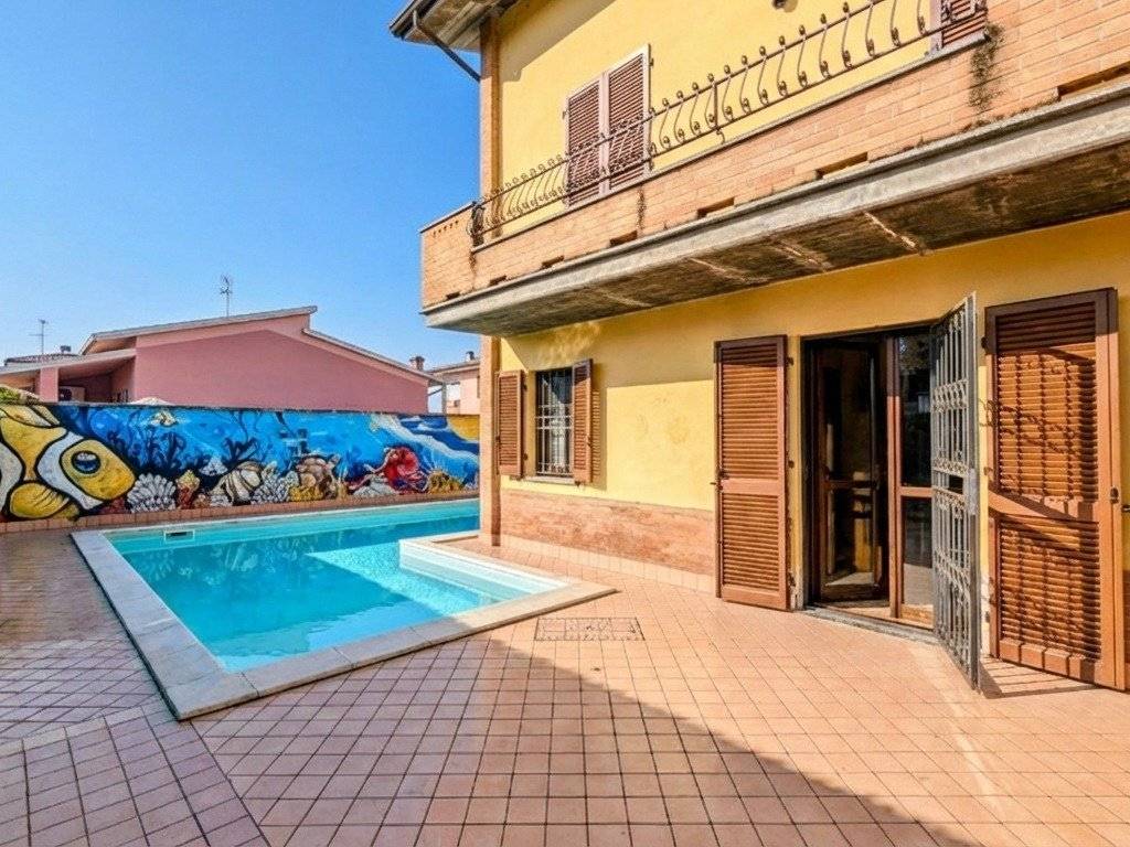 Villa a Bressana bottarone in Via Cinque Martiri della Liberazione, 33 - Foto 5