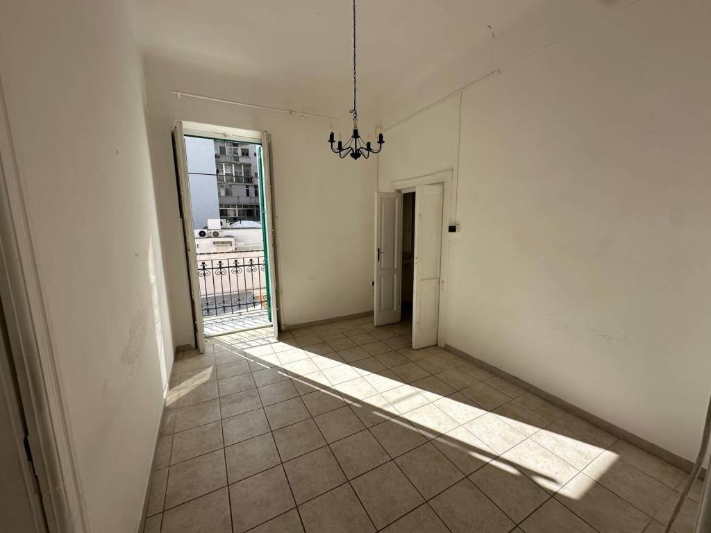 Appartamento a Bari in Via Michelangelo Signorile - Foto 4