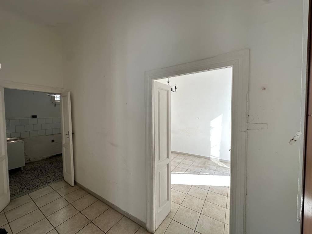 Appartamento a Bari in Via Michelangelo Signorile - Foto 5