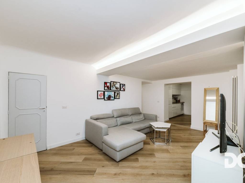 Appartamento a Genova in Via Santa Maria in Via Lata - Foto 2