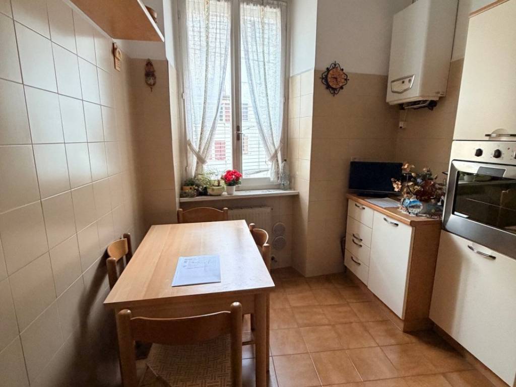 Appartamento a Ancona in Via Enrico Cialdini - Foto 5