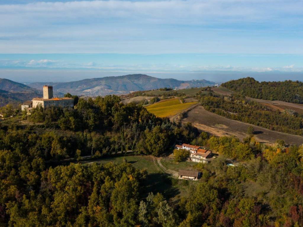 Rustico / casale a Fortunago in Località Stefanago - Foto 2