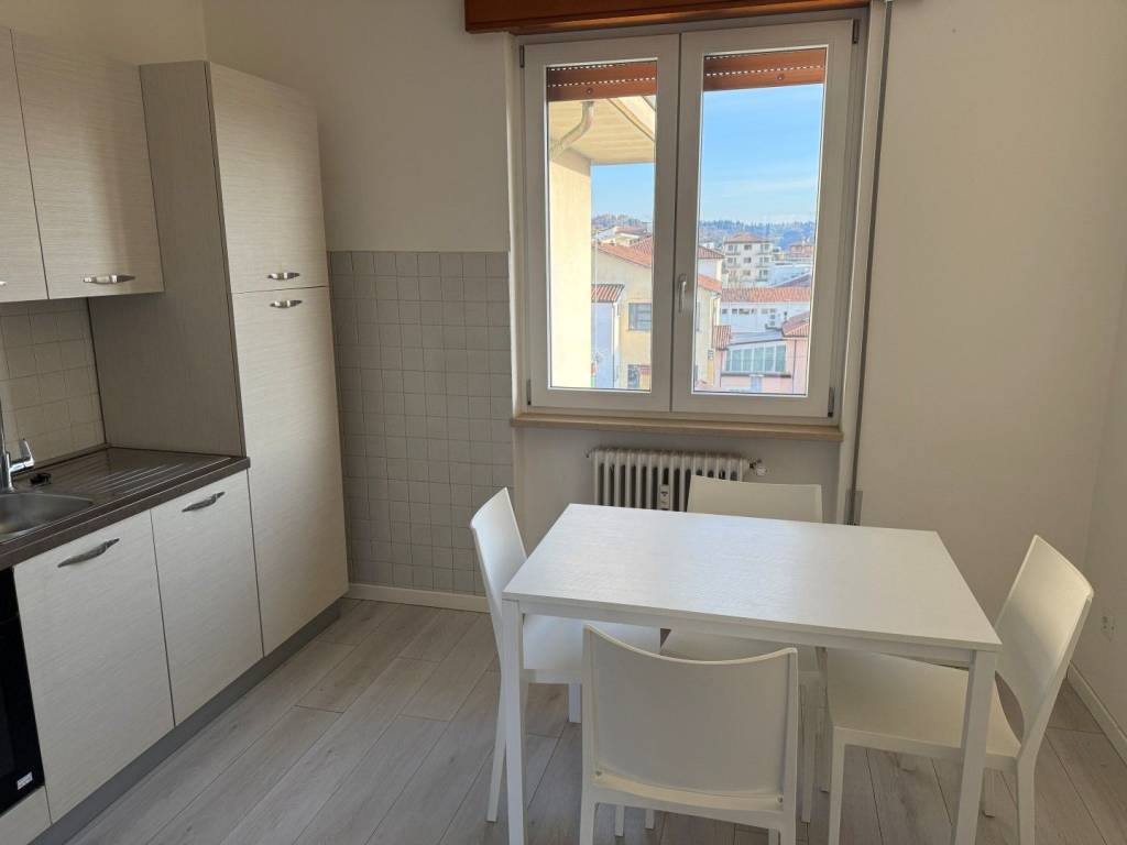 Appartamento a Vicenza in Viale Francesco Crispi, 57 - Foto 2