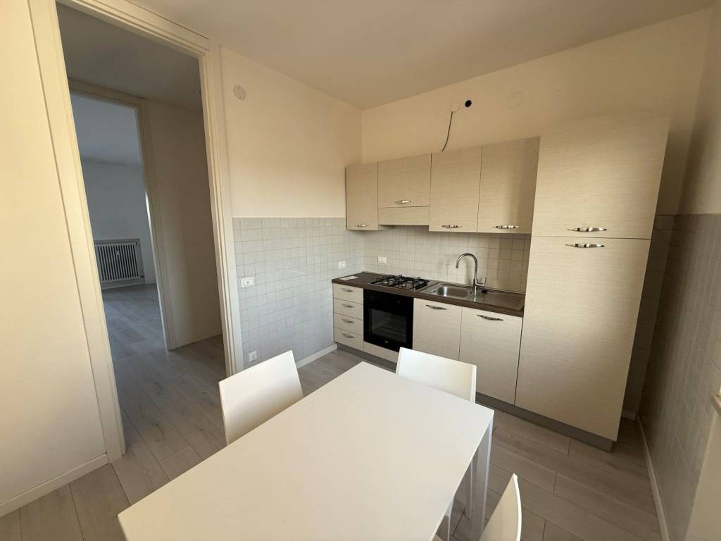 Appartamento a Vicenza in Viale Francesco Crispi, 57 - Foto 4