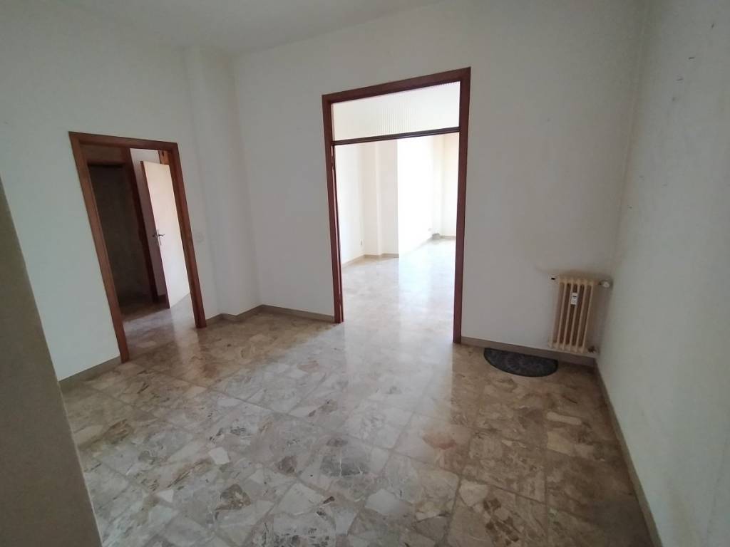 Appartamento a Falconara marittima in Piazza Giuseppe Mazzini - Foto 5