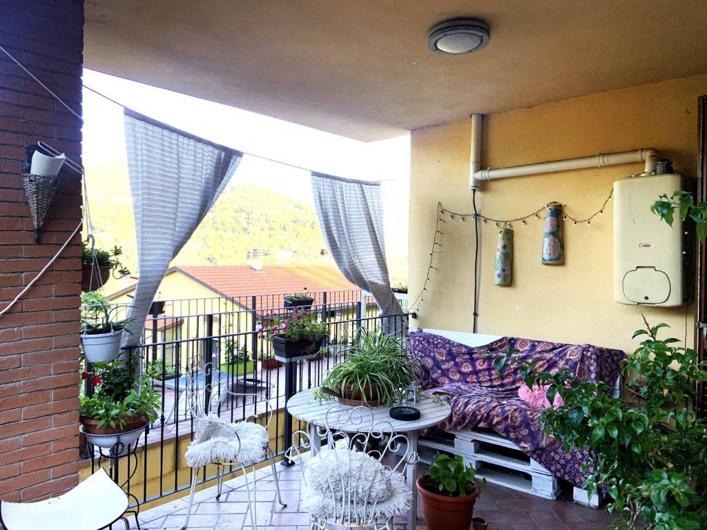 Appartamento a Vernio in Via del Bisenzio - Foto 2