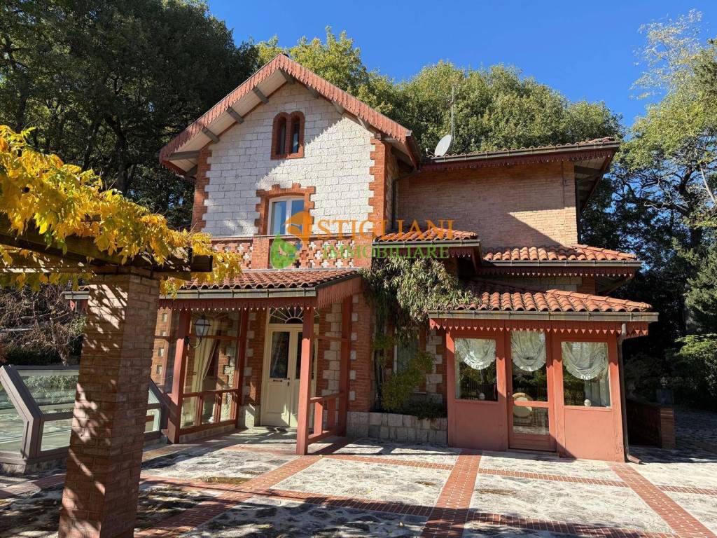 Villa a Campobasso in Viale Principe di Piemonte - Foto 2