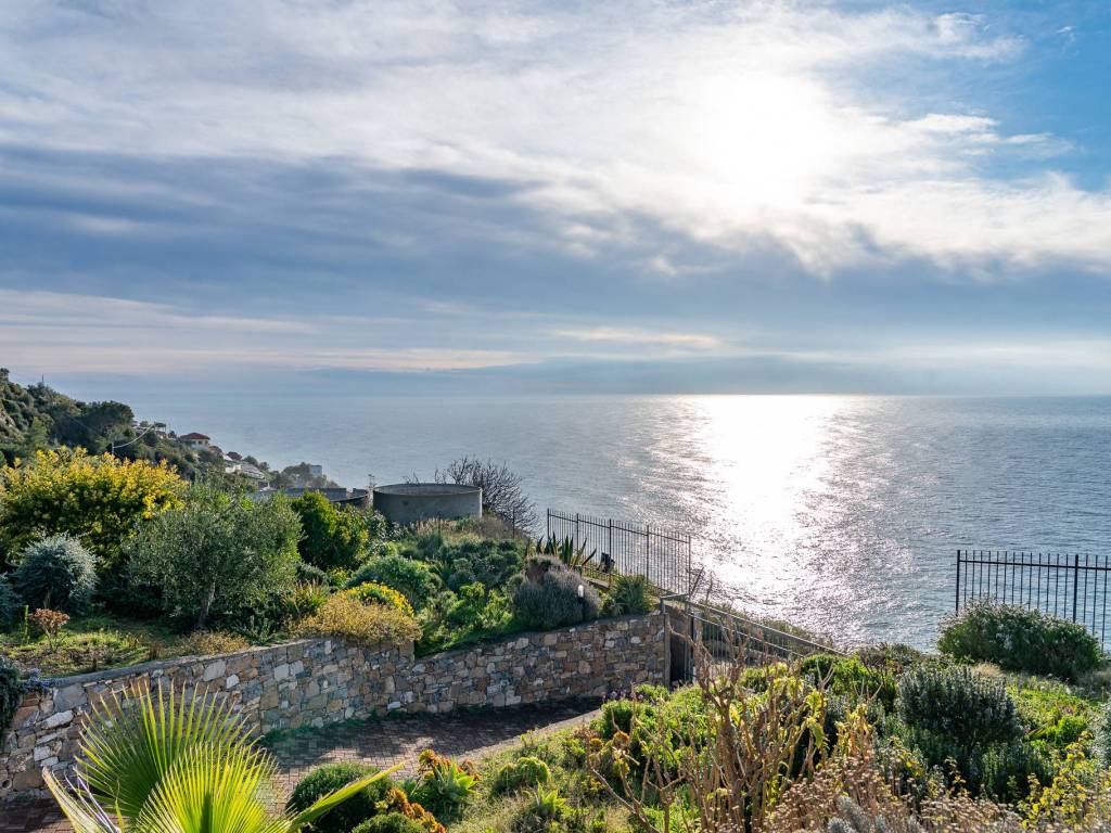 Villa a Cipressa in Regione Rattine - Foto 2