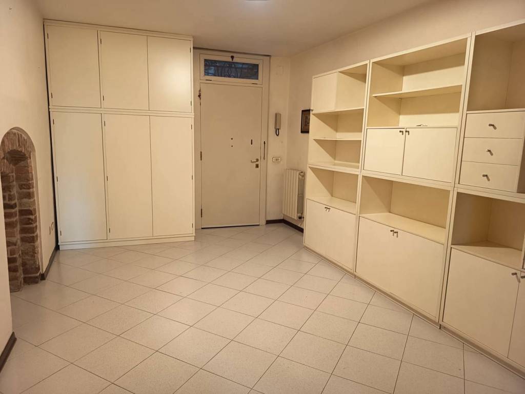 Appartamento a Siena in Via Dei Montanini - Foto 4