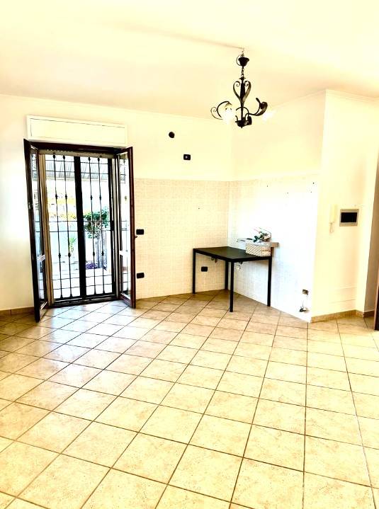 Appartamento a Fiumicino in Via Coroglio - Foto 2