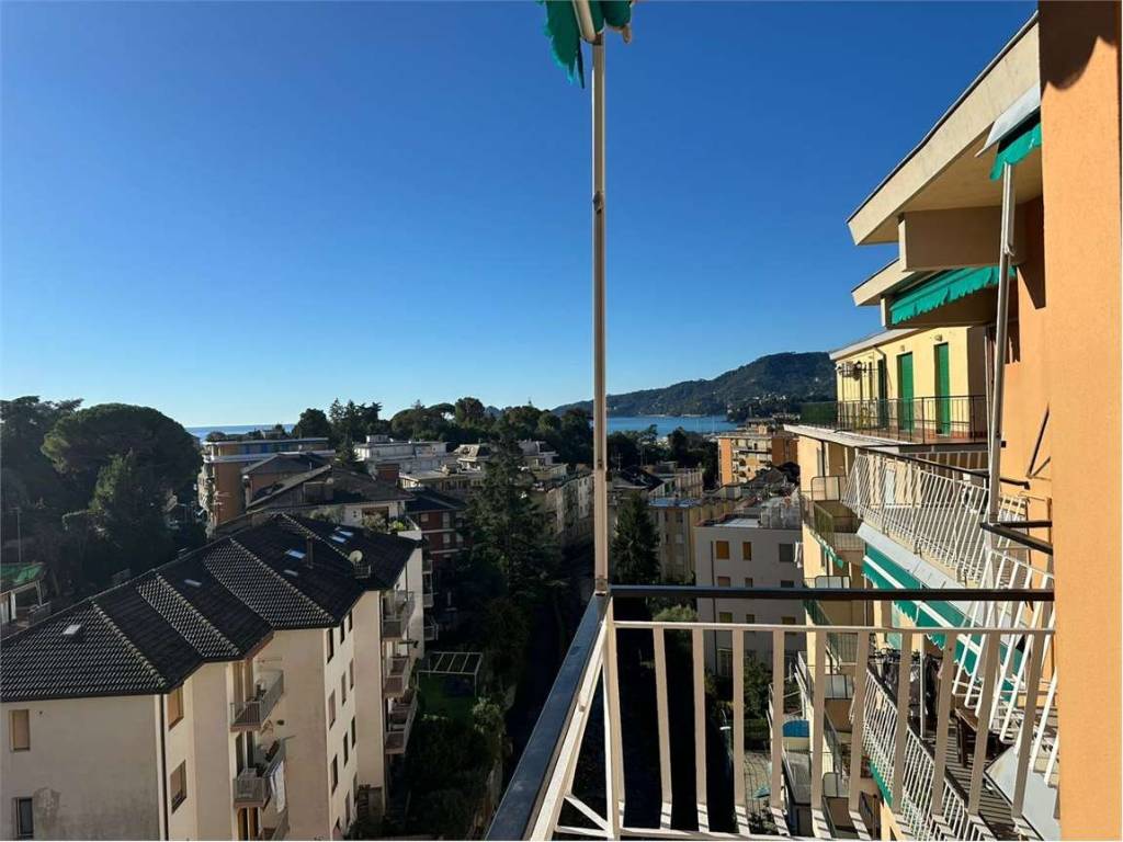 Appartamento a Rapallo in Via Baisi - Foto 2