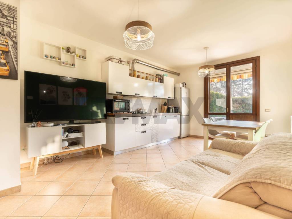 Appartamento a Roncello in VIA MONTALE, 11 - Foto 4