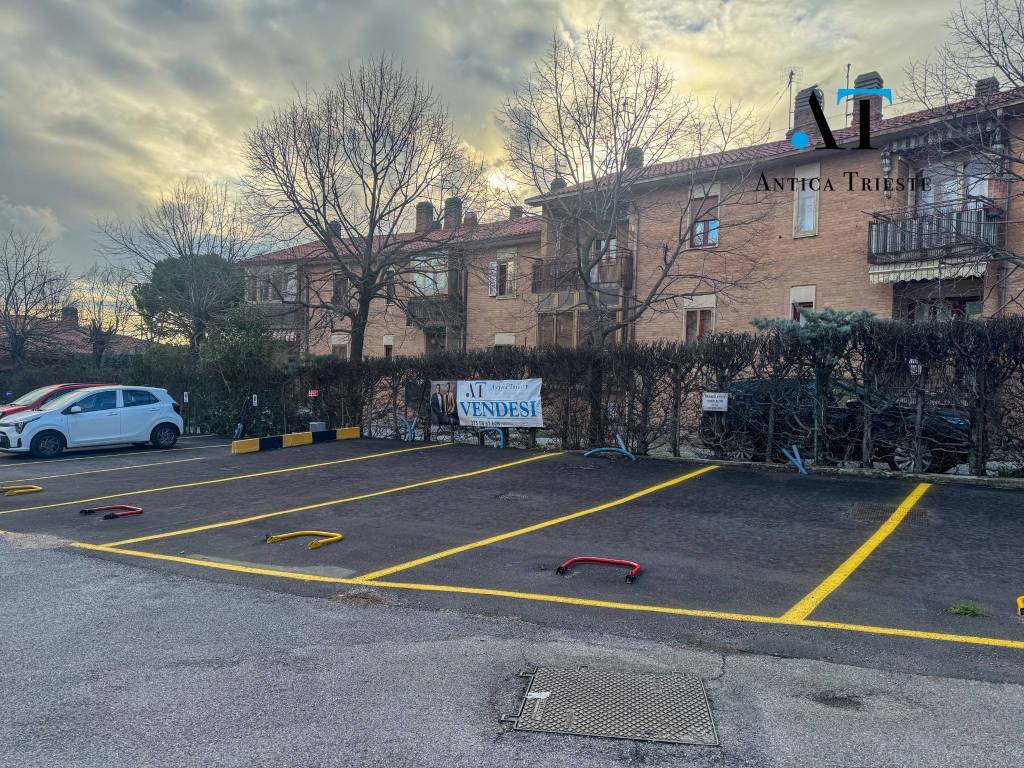 Box / garage a Trieste in Via Ermanno Toneatti - Foto 2