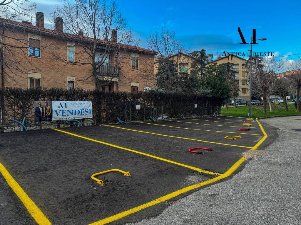 Box / garage a Trieste in Via Ermanno Toneatti - Foto 4