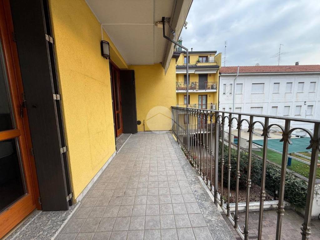 Appartamento a Paderno dugnano in Via Roma, 6 - Foto 3