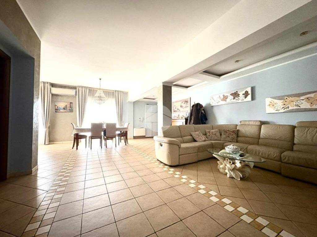 Appartamento a Montalto uffugo in Via Villaggio, 2 - Foto 4