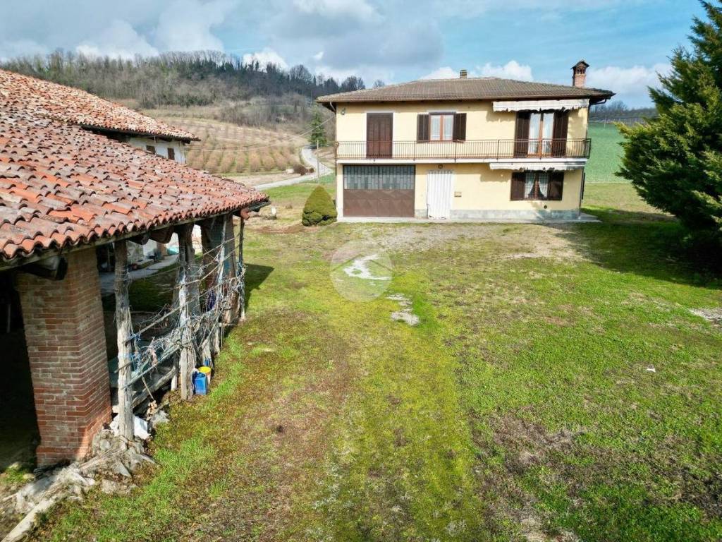 Casa indipendente a Novello in LOCALITA PIANO, 22 - Foto 3