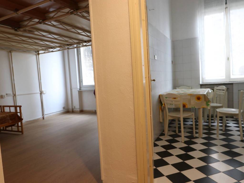 Appartamento a Genova in Via Leonardo Montaldo - Foto 2
