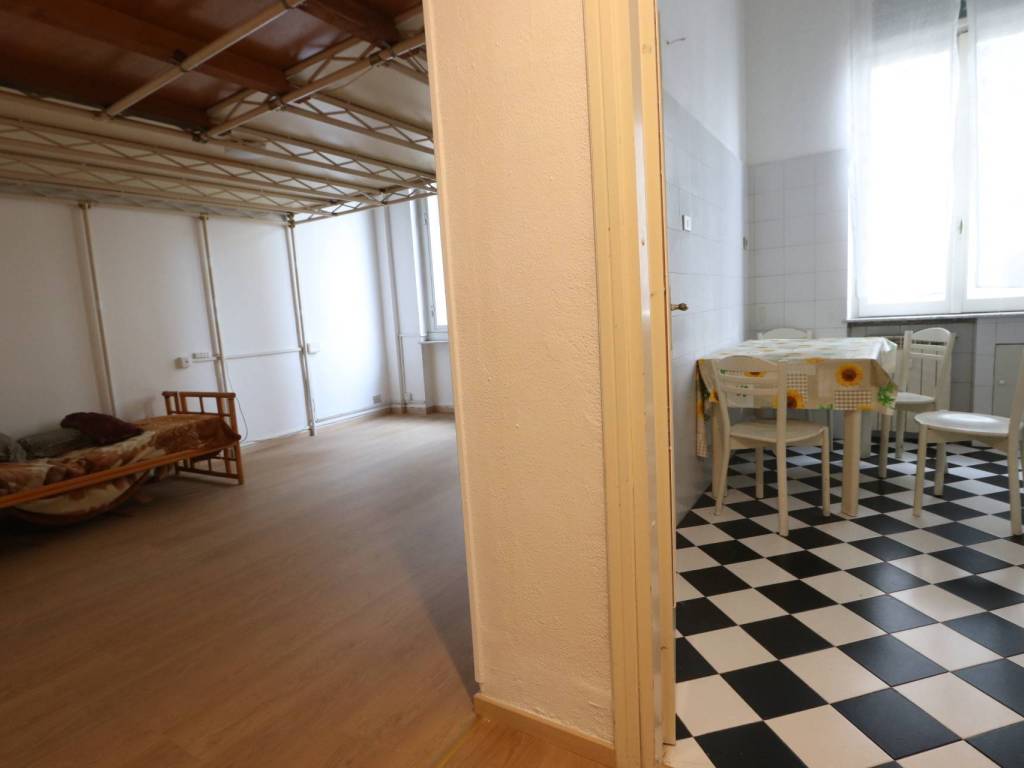 Appartamento a Genova in Via Leonardo Montaldo - Foto 3