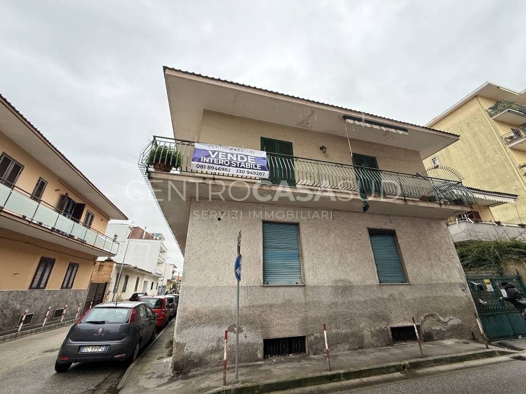 Palazzo / stabile a Giugliano in campania in Via Salvatore di Giacomo, 20 - Foto 3