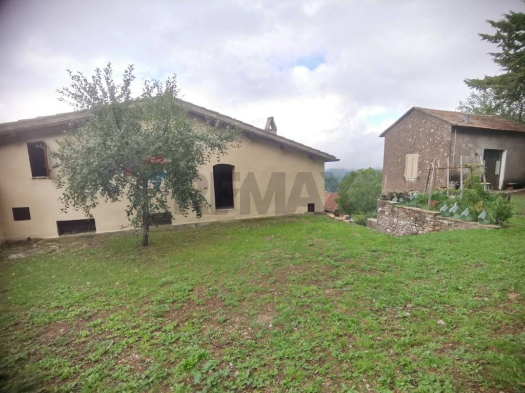 Rustico / casale a Foligno - Foto 3